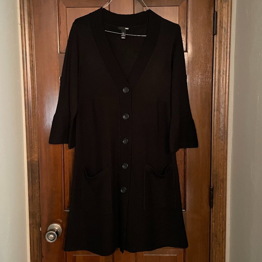 Size Large H&M black sweater